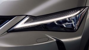 lexus-ux-faros