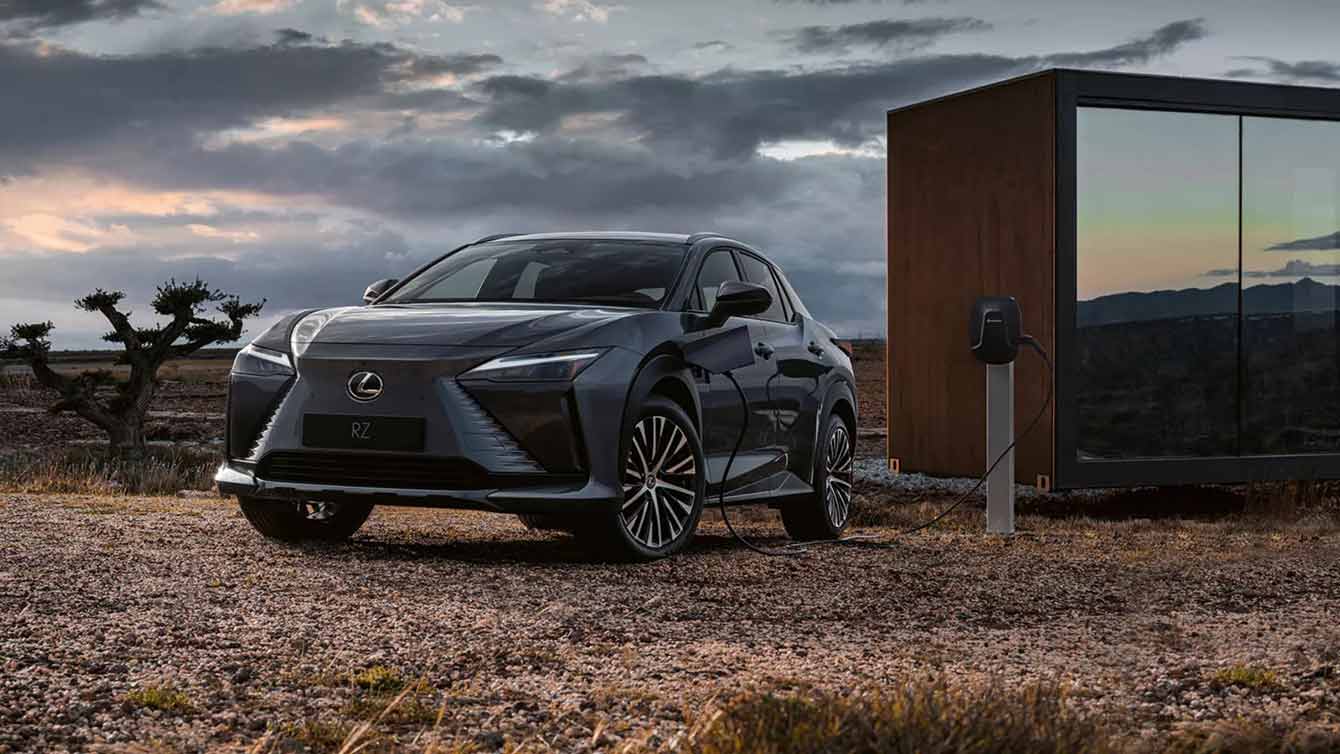 un-modelo-diferente-lexus-rz