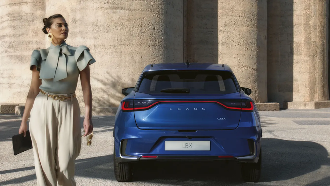 lexus-lbx-blue-street-woman