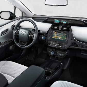 prius-plug-1.jpg